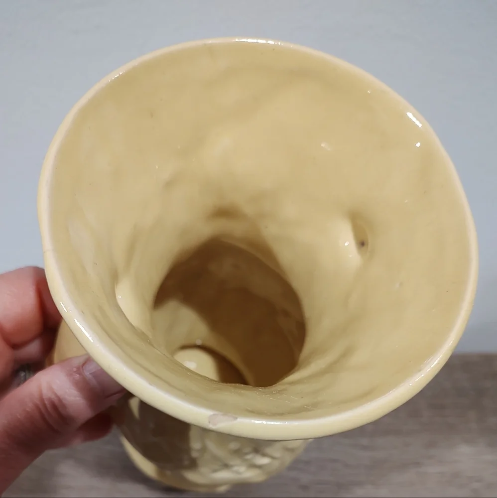 McCoy Pottery Vintage Bird of Paradise Double Handle Vase Yellow MCM 1940s